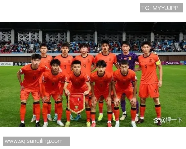 中国足球男球星有哪些代表性人物及其在国内外赛场的表现与成就分析