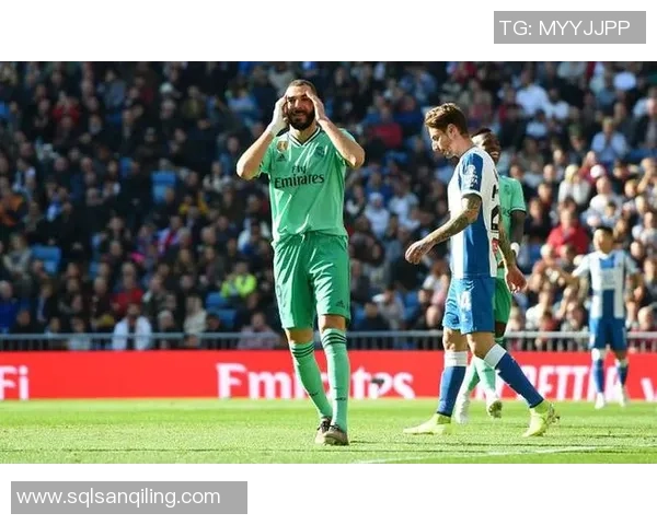 花式足球极限单挑对决巅峰球星技巧与创造力全面爆发