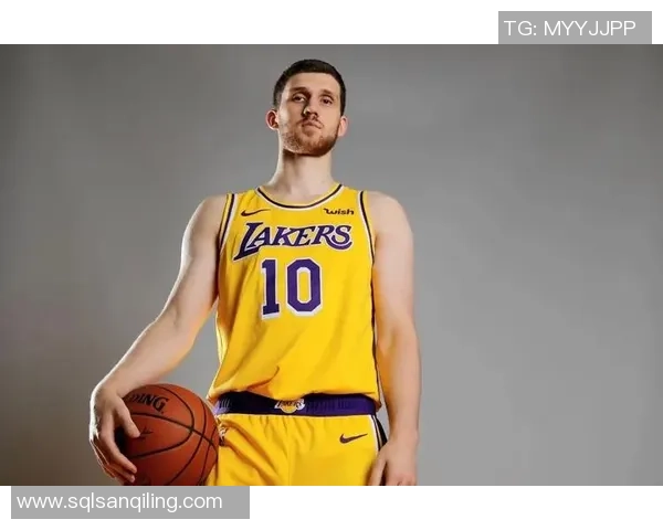 绿茵传奇巨星闪耀时刻激情燃动足球梦舞台 绿茵传奇巨星闪耀时刻激情燃动足球梦舞台