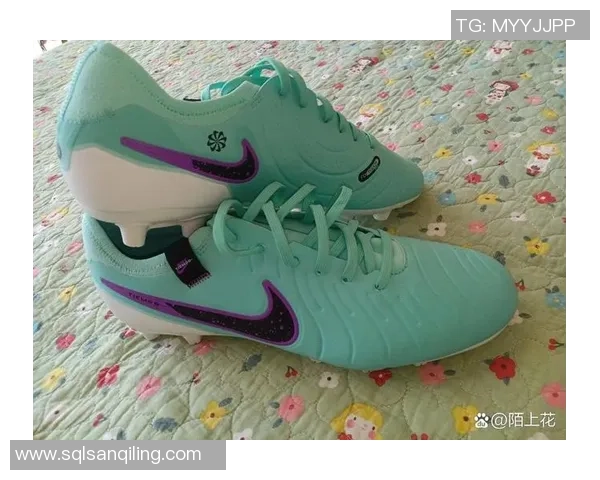 球星偏爱Nike不同系列足球鞋的选择与背后原因解析