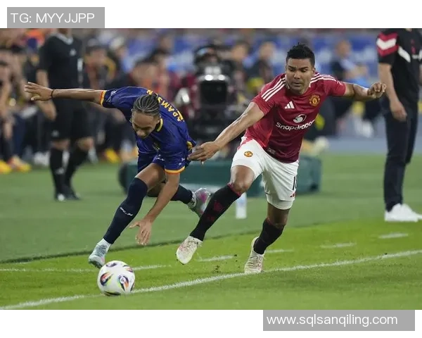 足球十大弹跳球星排名榜揭秘 谁能飞跃天际成为空中王者